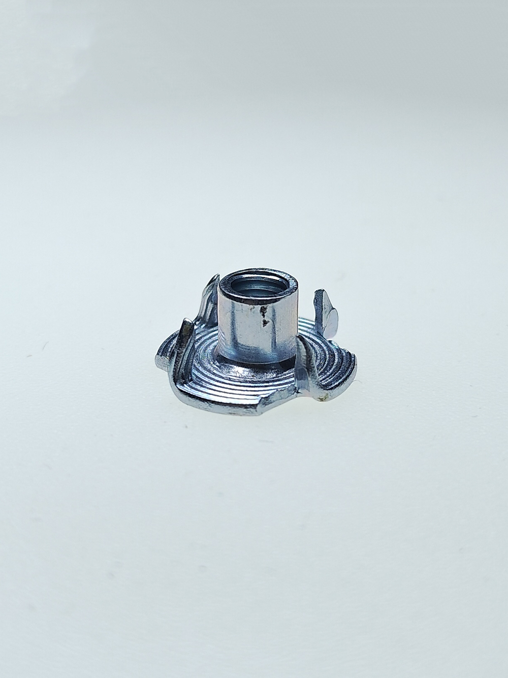 М5 ОЦ.Гайка крыльчатая (врезная) DIN1624 (50 шт)