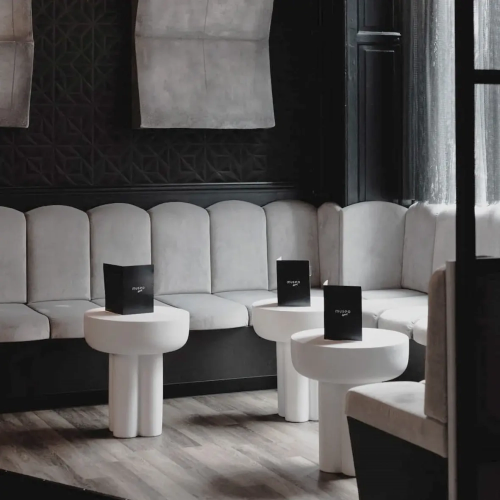 Стол 101 Сopenhagen Crown Table, Tall - Bone White