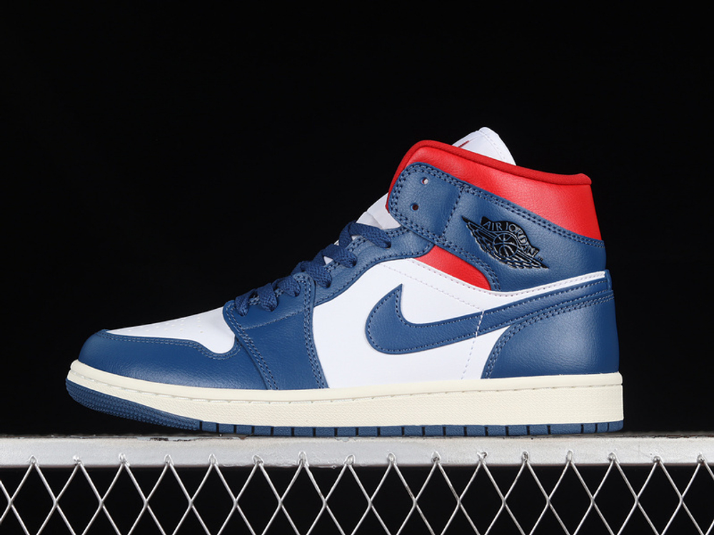 Купить кроссовки Air Jordan 1 Mid French Blue Gym Red