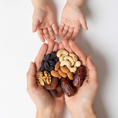 Сухофрукты для ребенка: как выбрать безопасные и полезные лакомства