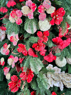 Веточка кизила 79см ChristmasDeLuxe premium collection красно-золотая