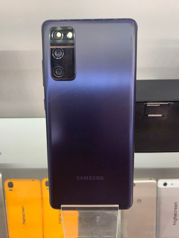 Смартфон Samsung Galaxy S20 FE 6/128Gb (Black) черный (витринный)