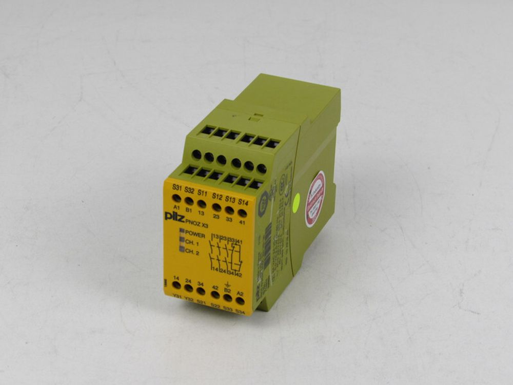 Pilz PNOZ X3 24VAC 24VDC 3n/o 1n/c 1so