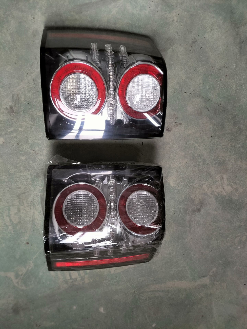 Задний фонарь Land Rover Range Rover 2005-2012