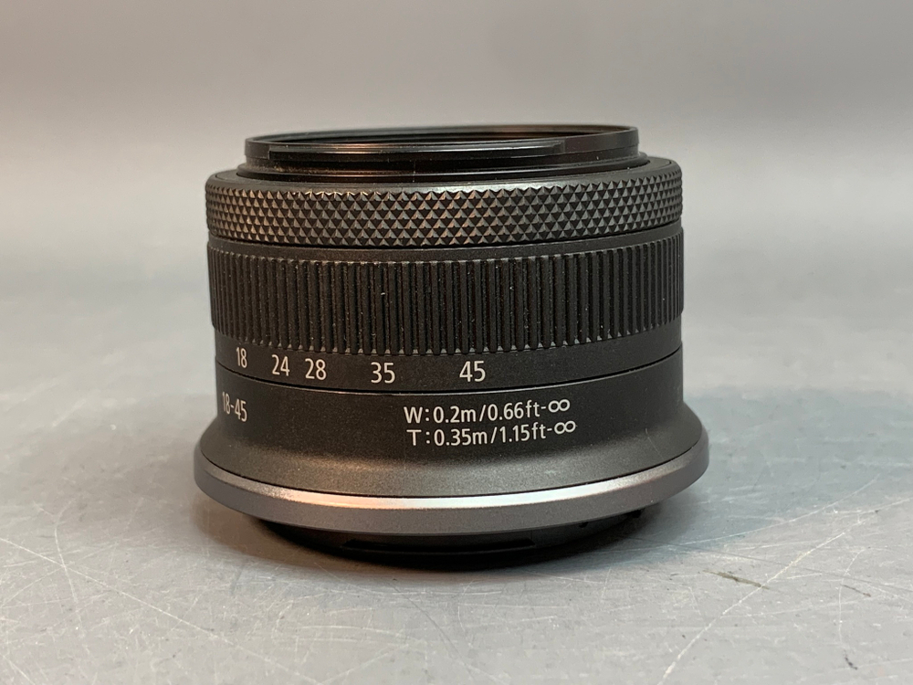 Canon EOS R50 Kit 18-45mm 9.000 кадров, на гарантии до 7 мая 2026 года