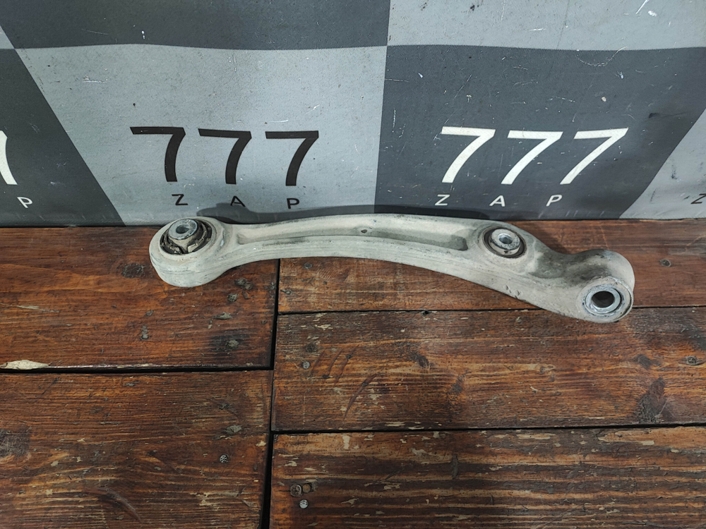 Рычаг нижний передний правый Audi A4 (B8) Allroad 8K0407152F