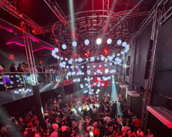 Kinetic Ball — кинетический световой шар RGBW с подъёмом до 18 метров