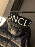 Пуховик Moncler