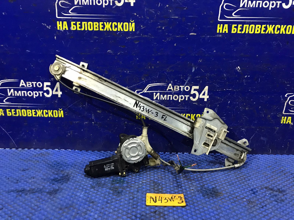 Стеклоподъемник передний левый MITSUBISHI CHARIOT 1994