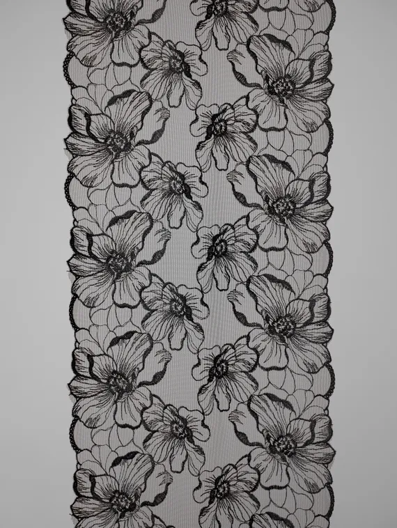 05-172 Вышивка на неэл. сетке 25 см, черный