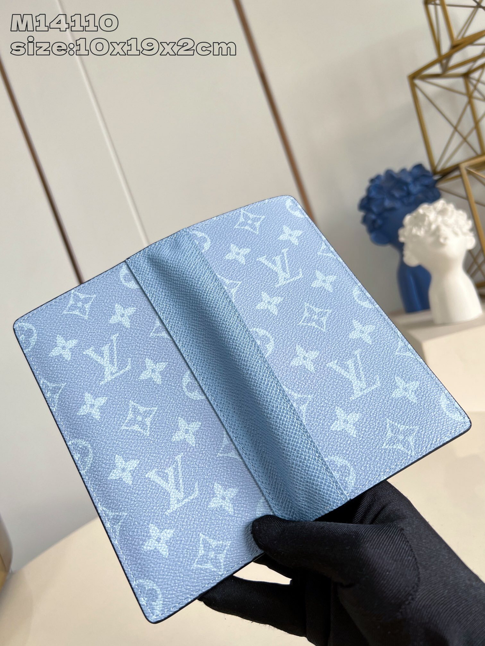 Louis Vuitton Brazza Wallet