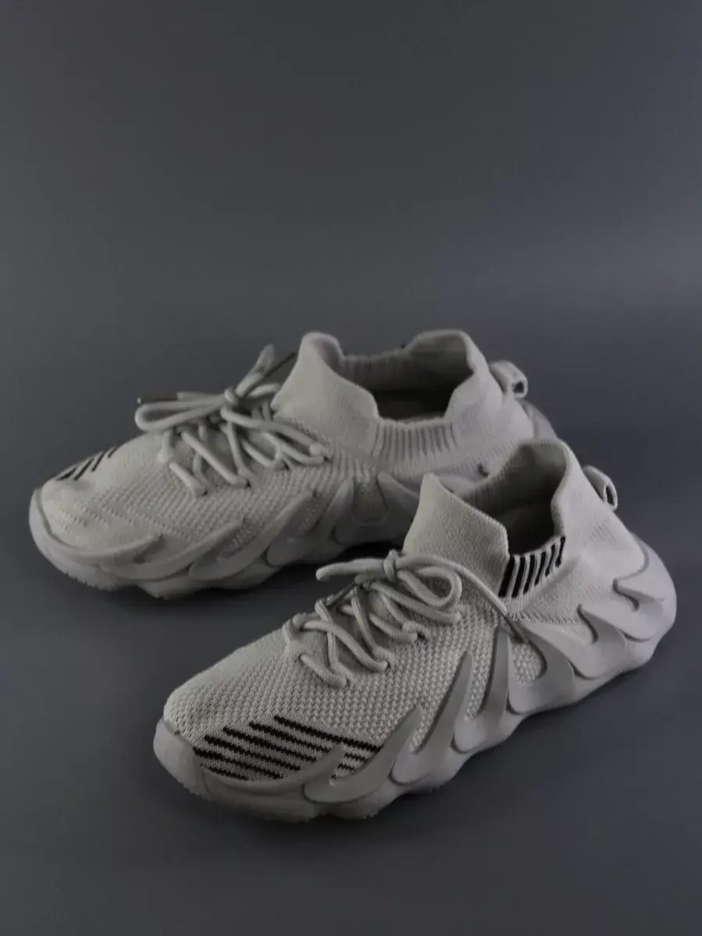 Кроссовки Изики детские - Yeezy boost- светло-серые