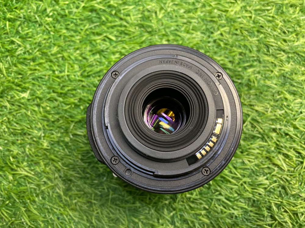 Canon 550D kit 18-55mm 3.5-5.6 IS (12.500 кадров)