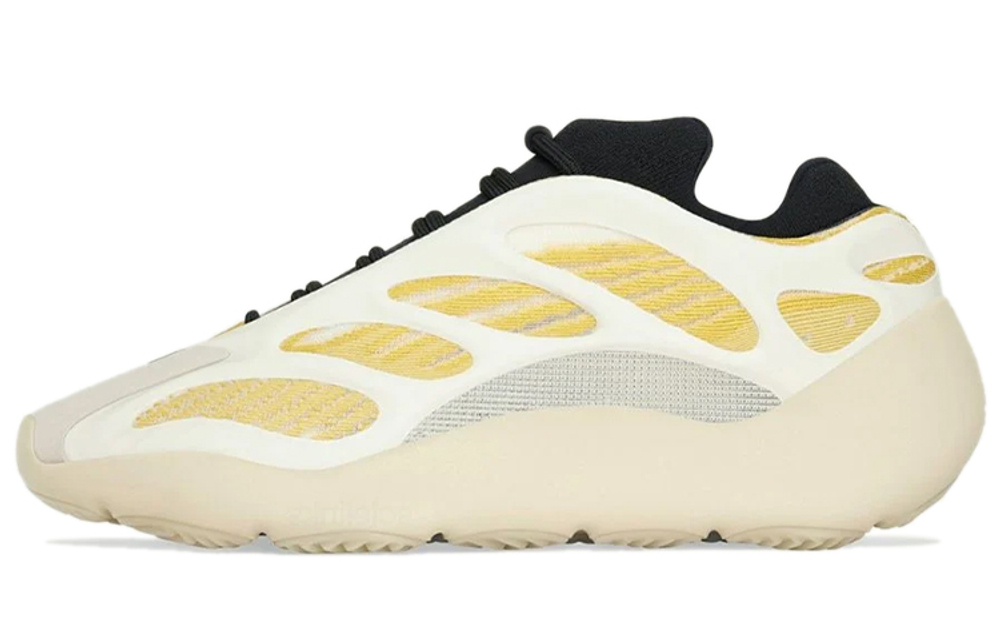 Кроссовки Adidas Originals Yeezy Boost 700 V3 "Safflower"