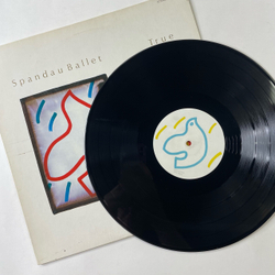 Винтажная виниловая пластинка LP Spandau Ballet True (Япония 1983) (Без Оби)