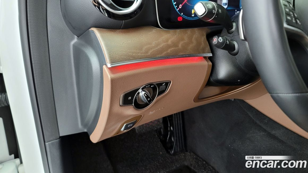 Mercedes-Benz E-Class W213 E250 Exclusive (03.2022)
