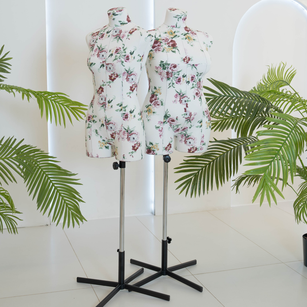 Манекен портновский Моника, комплект Стандарт, размер 42, цветной , в комплекте подставка «Звезда» и чехол-накидка