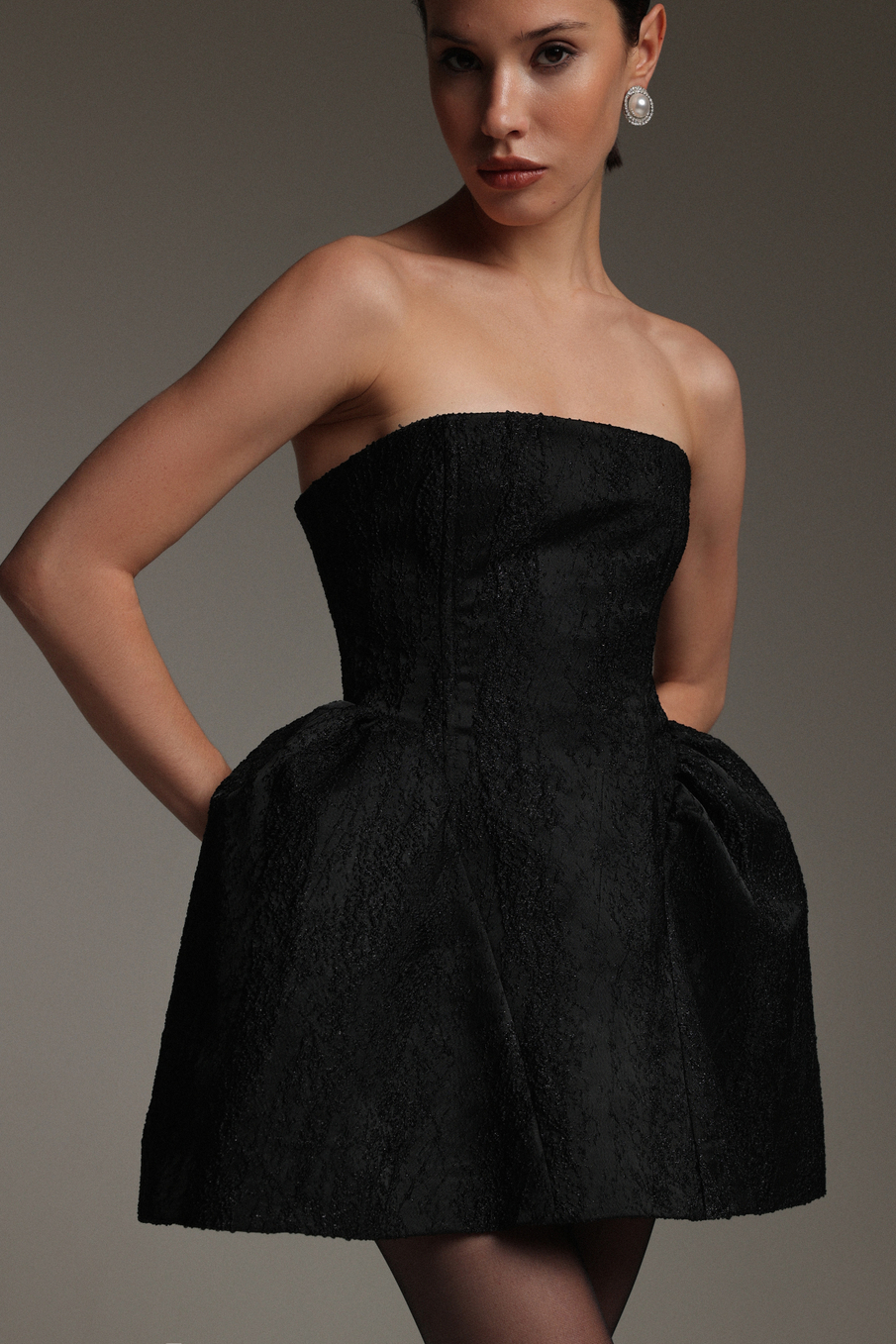 Платье мини из жаккарда