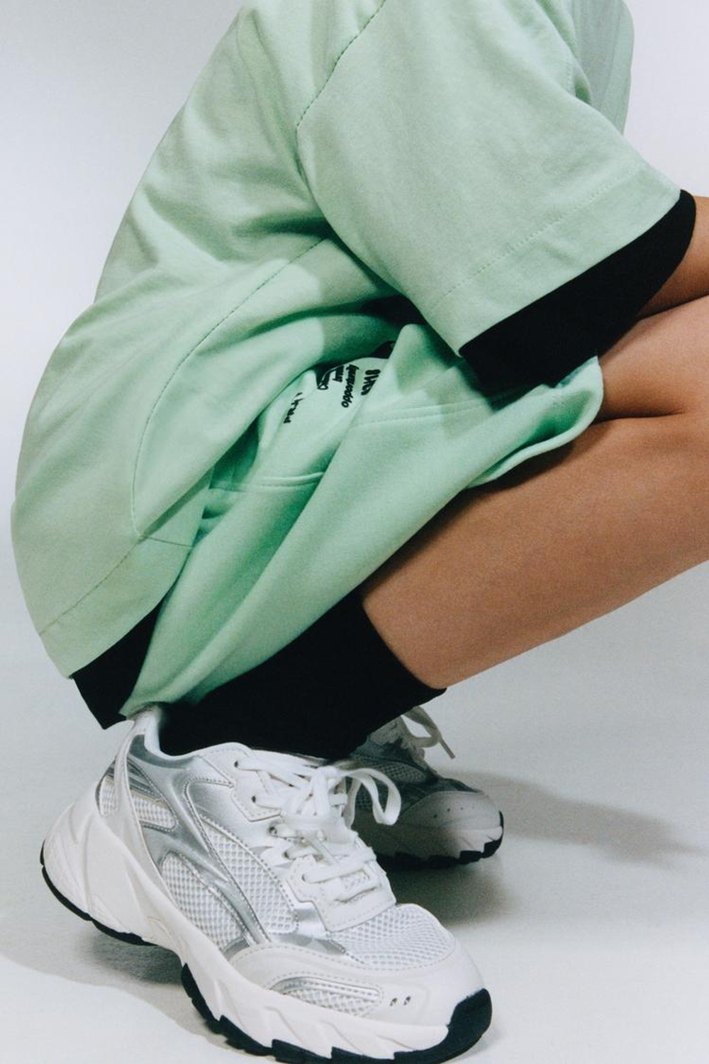 ZARA СПОРТИВНЫЕ КРОССОВКИ С СЕТЧАТЫМИ ДЕТАЛЯМИ, БЕЛЫЙ