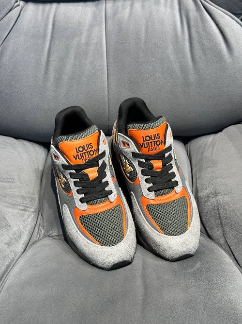 Кроссовки Louis Vuitton Run Away