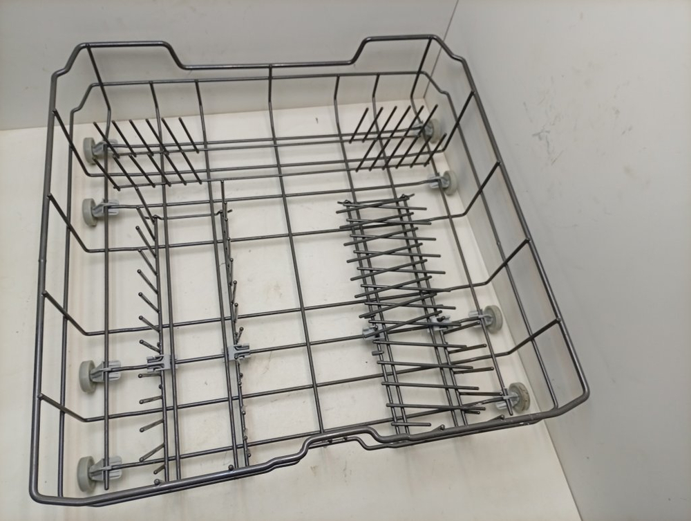 WP79/2 ктп6 Нижняя корзина для посудомоечных машин Whirlpool б/у