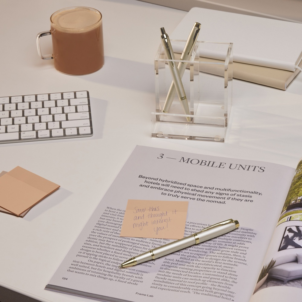 Ручка роллер Parker IM Professionals Monochrome Champagne, стержень:F, цвет чернил: black, в подарочной упаковке.