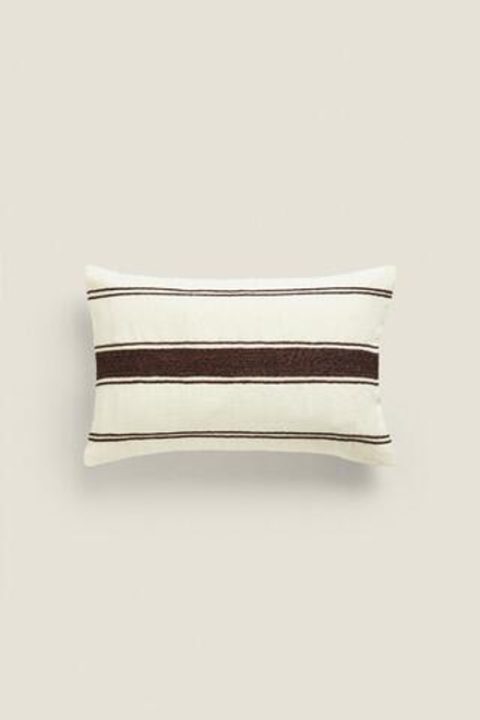 ZARA HOME ЧЕХОЛ НА ПОДУШКУ В ПОЛОСКУ, ЭКРЮ