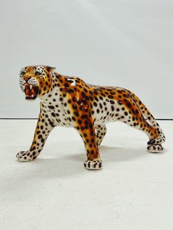 Boxer Скульптура интерьерная "Леопард"