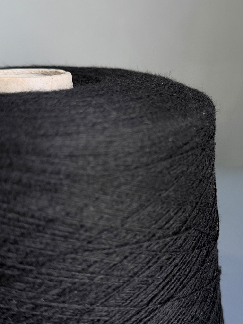 Пряжа PAPI FABIO SEVENTY 2/30 (70% меринос, 30% кашемир), 1500м/100гр, черный