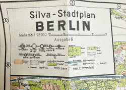 Городской план Берлина. Масштаб 1:23 000. Масштаб 1:23 000. Берлин. Издатель Вилли Хольц. 1934г.