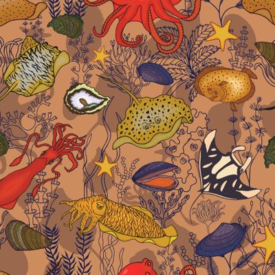 Sea animals and seaweed seamless pattern.