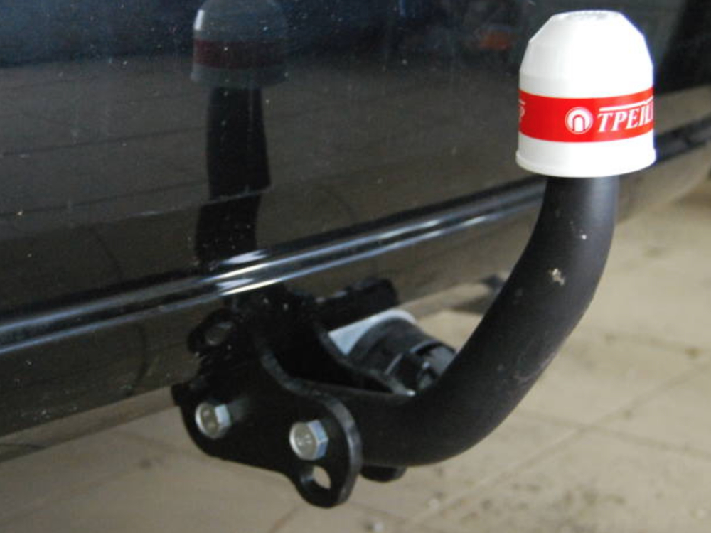 Фаркоп Трейлер 9130 на Volkswagen Polo Sedan (4dr.) седан 2010г.-(паспорт и сертификат в комплекте)(без электрики)