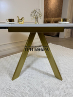 Круглый стол "Бонжур", керамогранит, белый мрамор