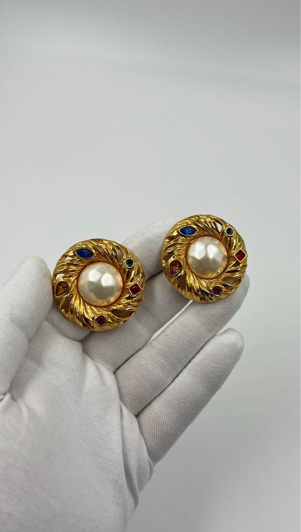 Клипсы Yves Saint Laurent