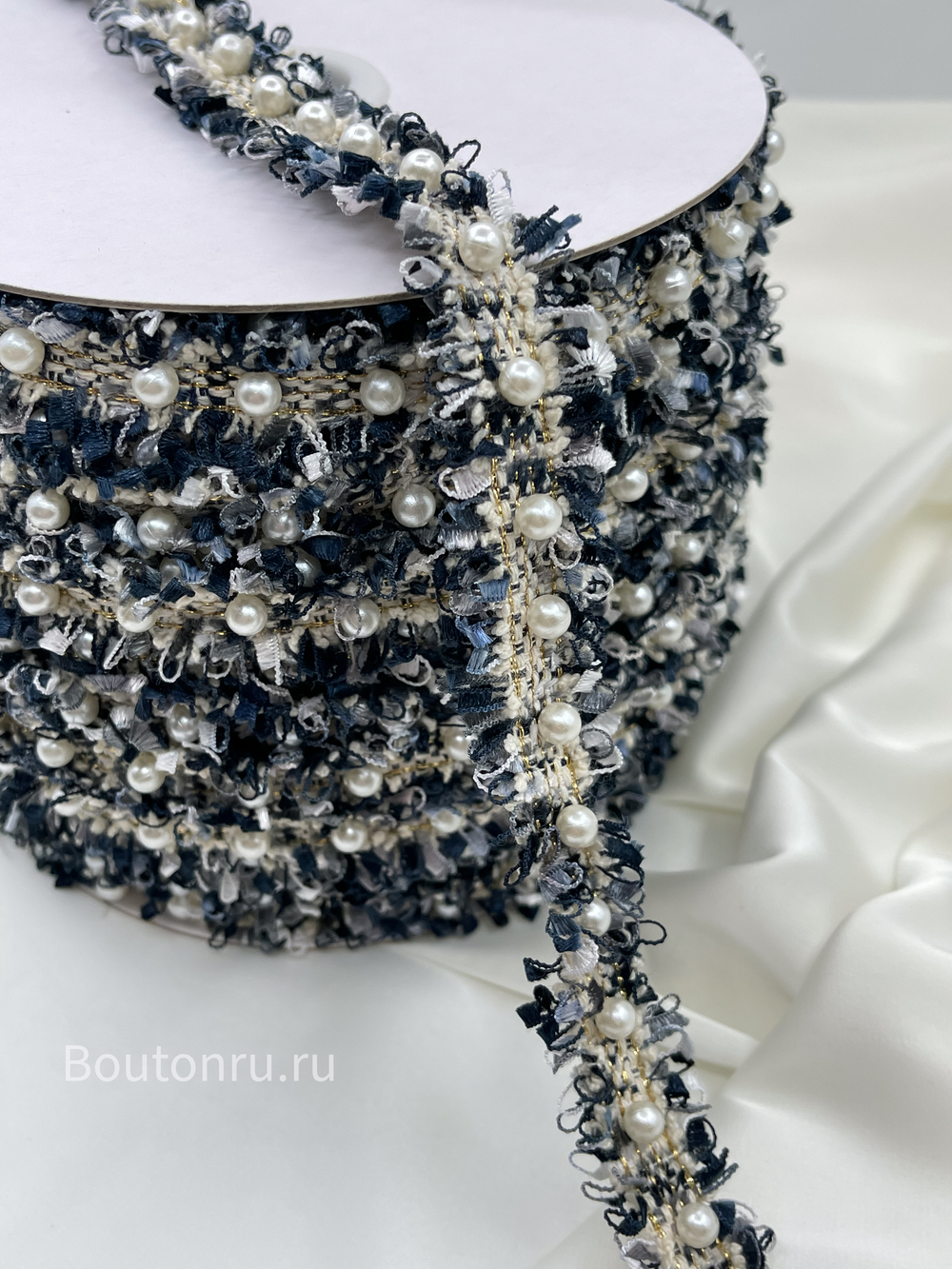 Тесьма темно-синяя с жемчугом твид