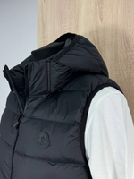 Безрукавка Moncler