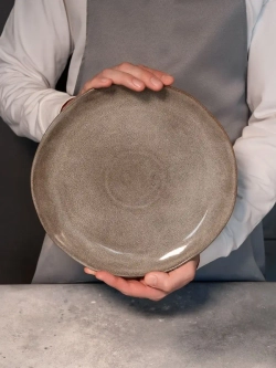 Набор из 6 тарелок 28 см мятый фарфор серая