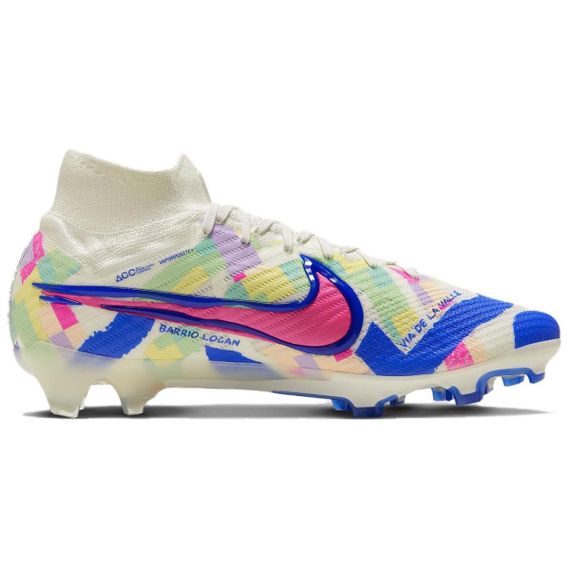 NIKE Mercurial Superfly 9 - дюймовые бутсы Низки по сравнению с другими моделями белого цвета .