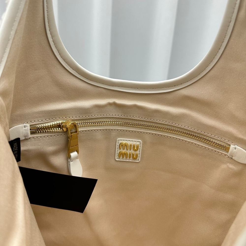 Miu Miu IVY Bag 40 cm