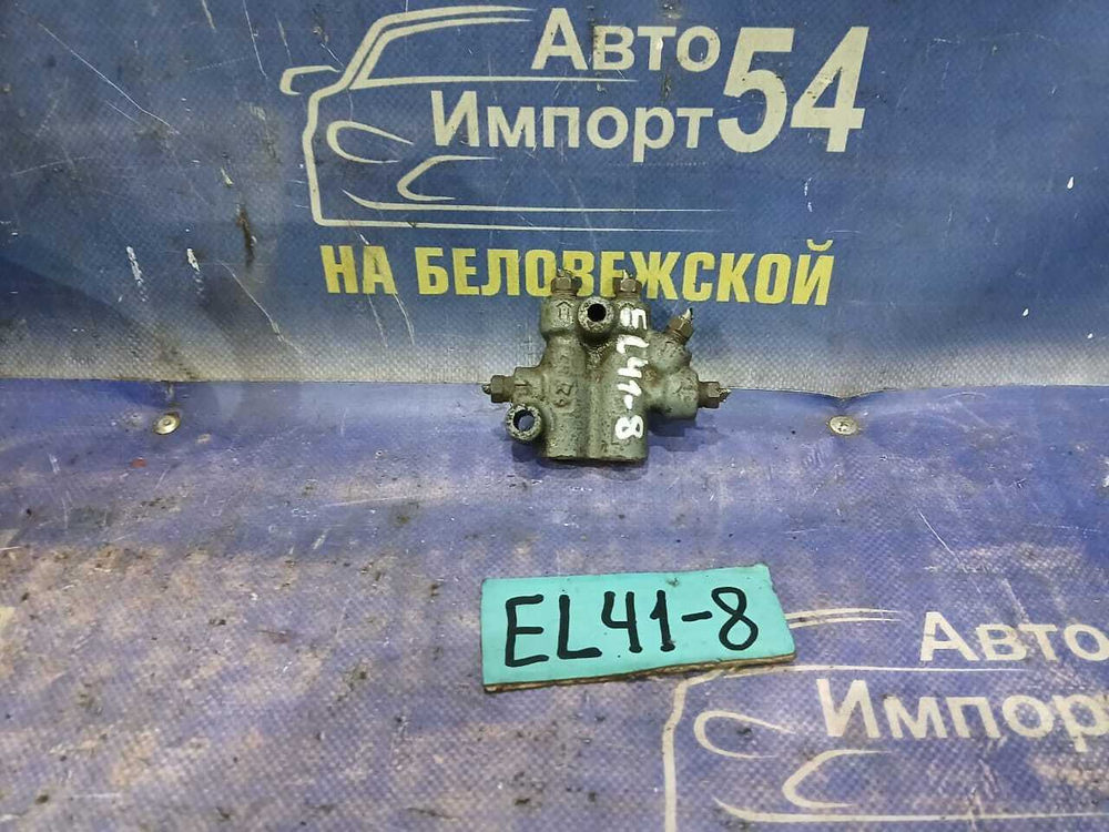 Распределитель тормозной TOYOTA TERCEL 1993
