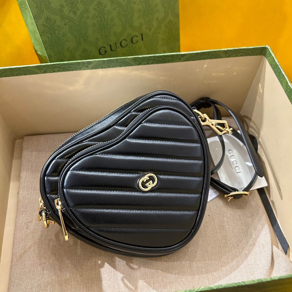 Gucci GG Heart Bag 20 cm