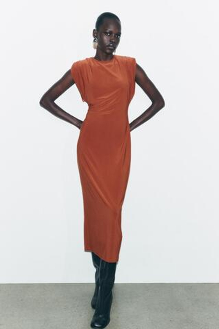 ZARA ДЛИННОЕ ПЛАТЬЕ С ПОДПЛЕЧНИКАМИ, МЕДНЫЙ