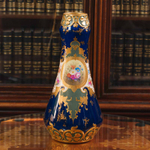 Парадная ваза с цветочными медальонами