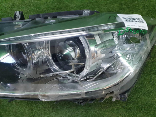 Битая Фара левая BMW 3er F30 (2011-2016) ксенон