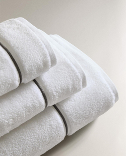 Zara Home - Банное полотенце с вышитым бордюром, серый, 30х50 см