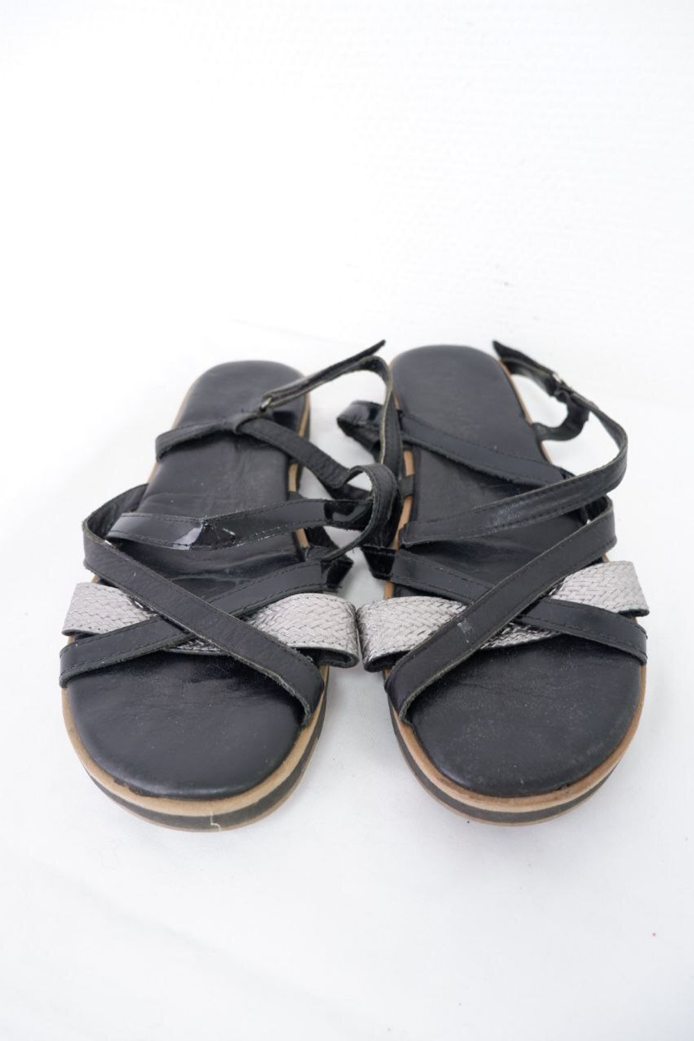 Босоножки Tamaris стильные 41 размер