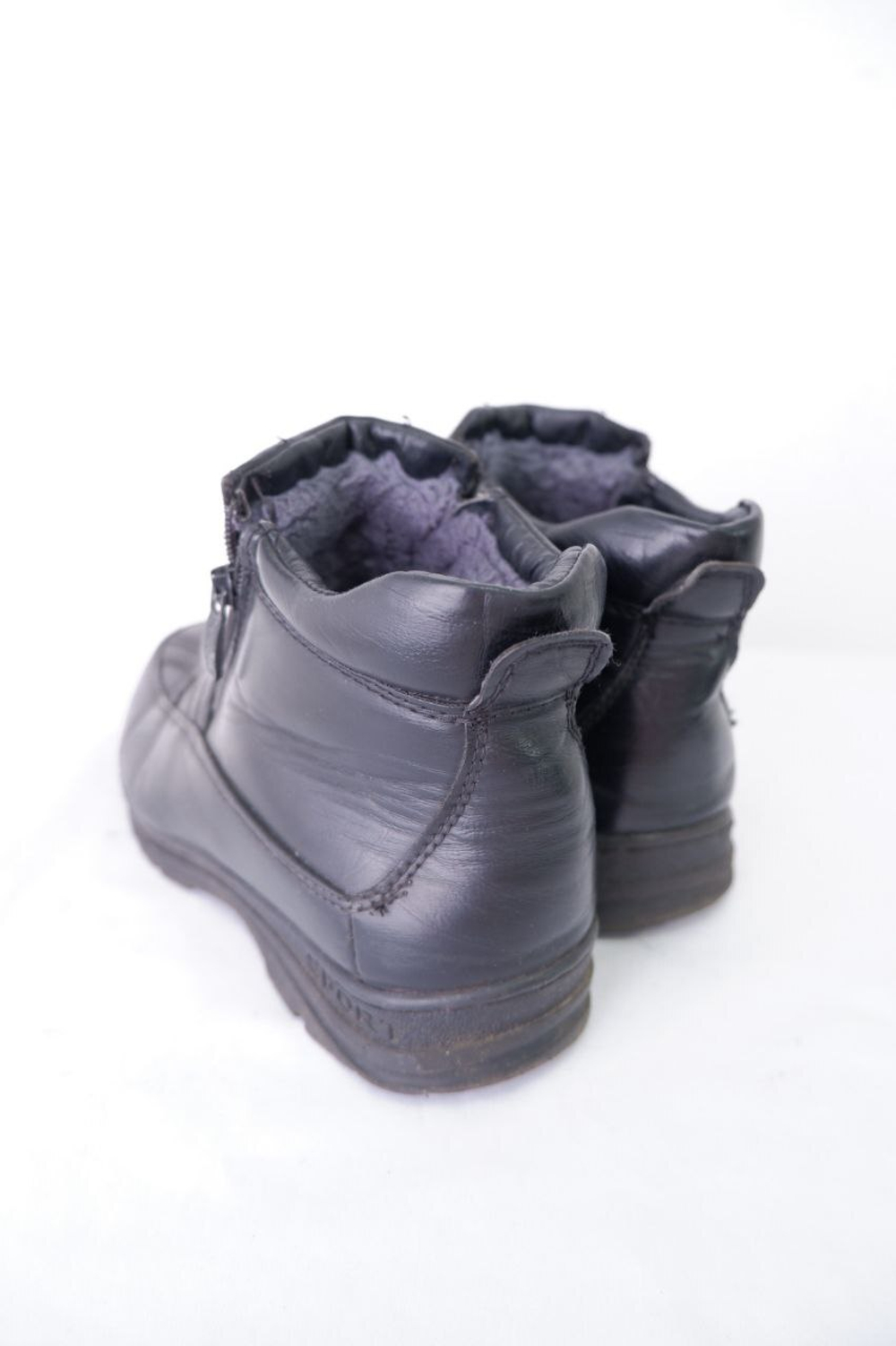 Ботинки черные зимние 35 размер