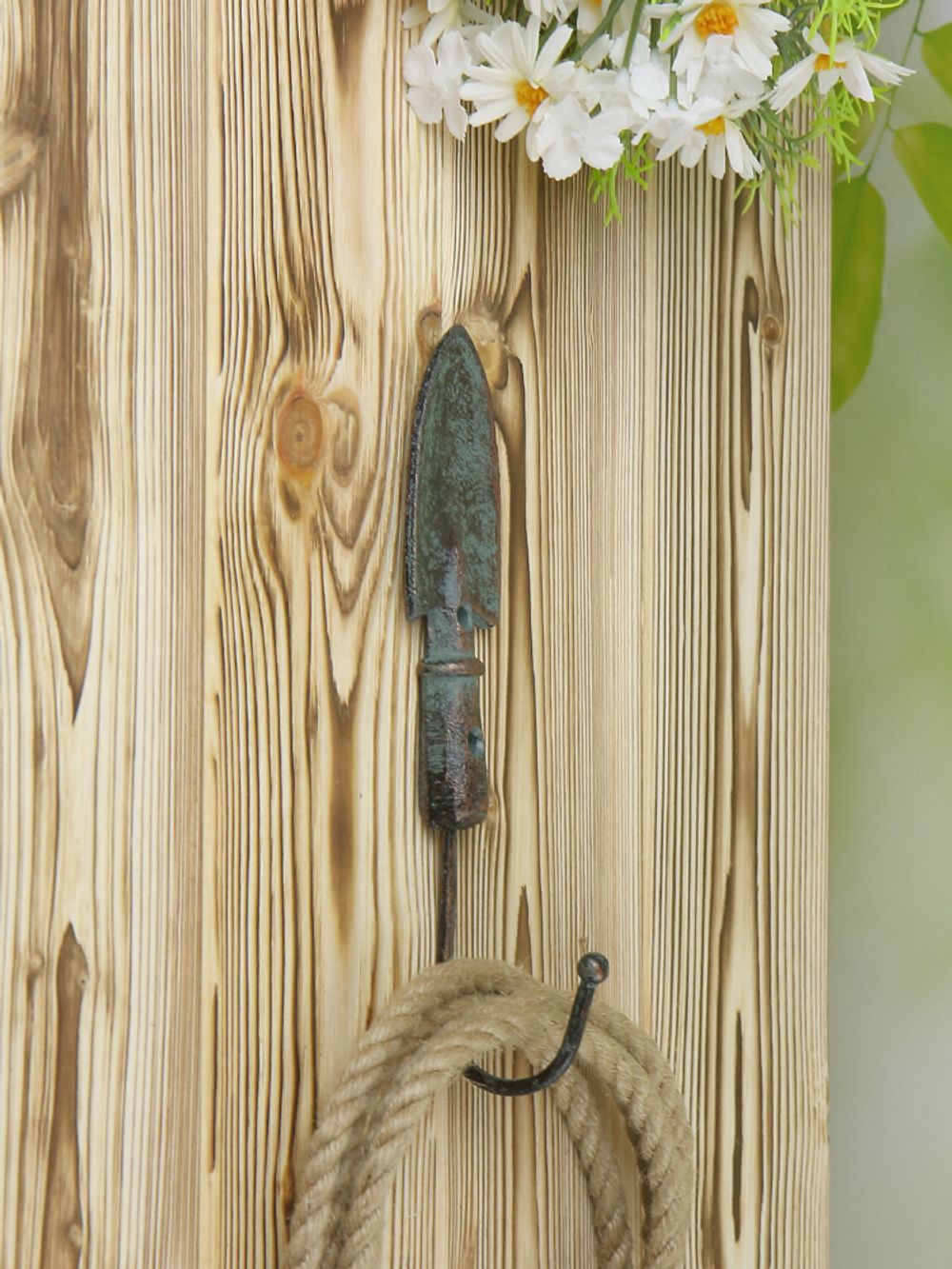 Iron Garden Крючок настенный Совок