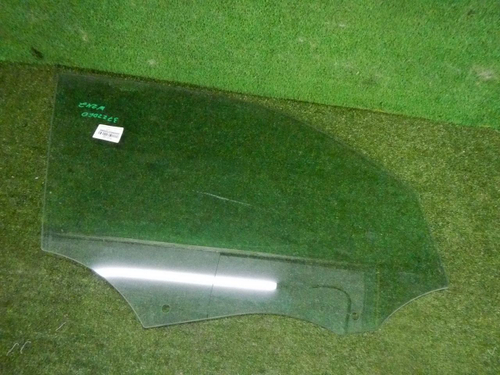 Стекло двери переднее правое Mercedes B w247 (2018-н.в.)