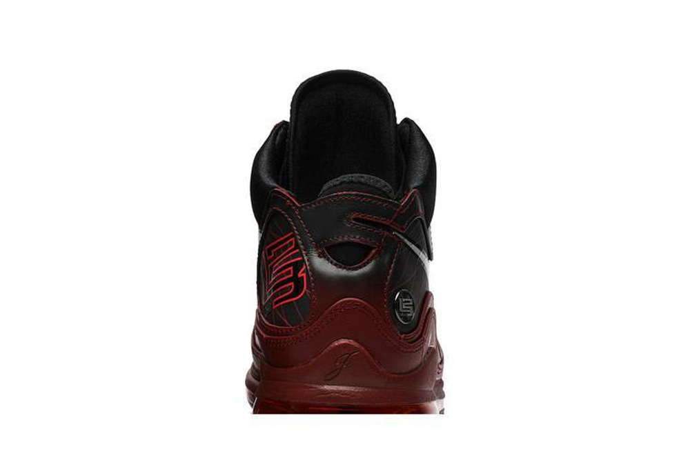 Кроссовки Nike Lebron 7 Qs Christmas 2019